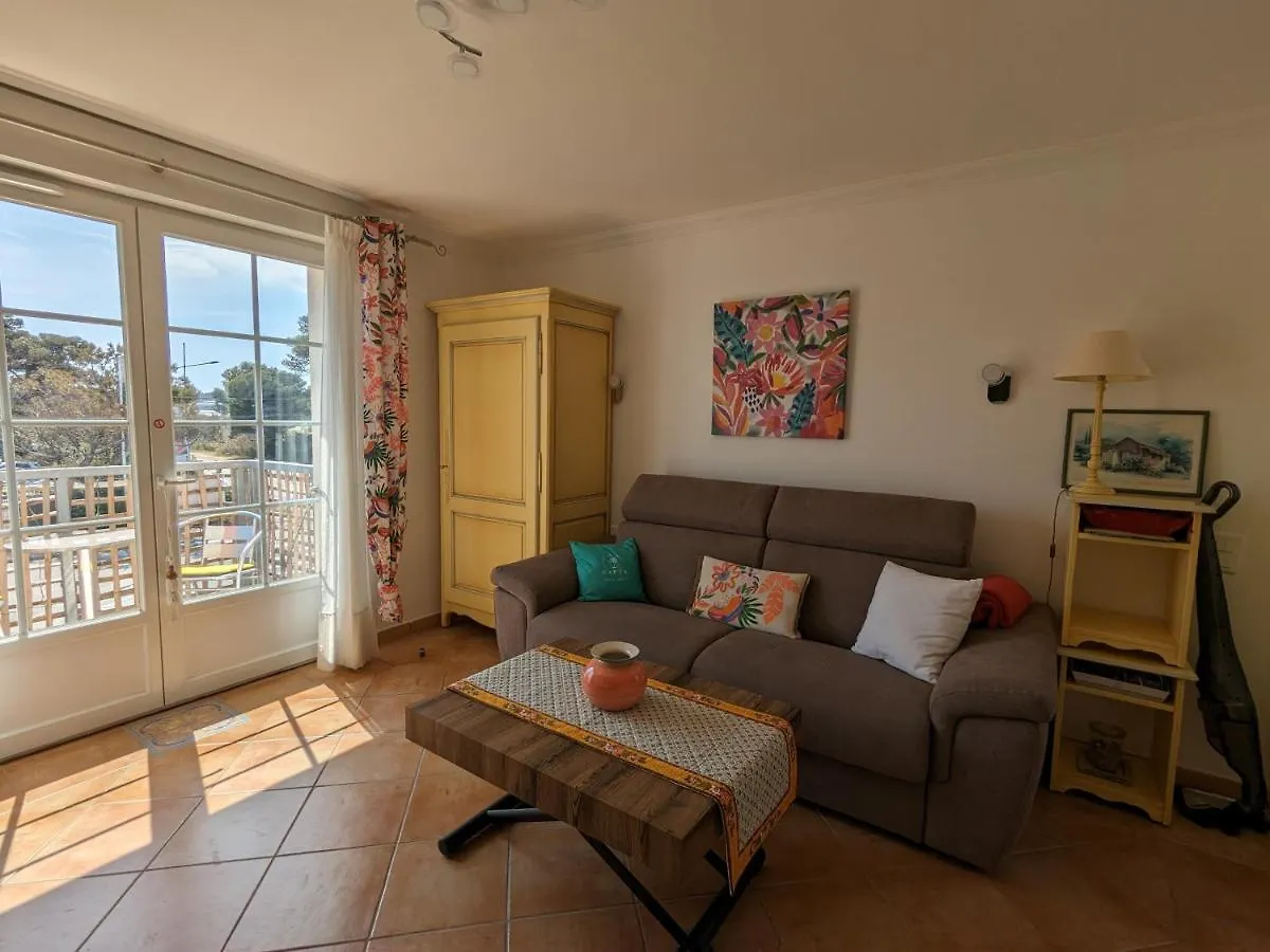 Apartment L'Instant Plage - Vue Mer - Bord De Plage - La Capte - Cote D'Azur Hyeres