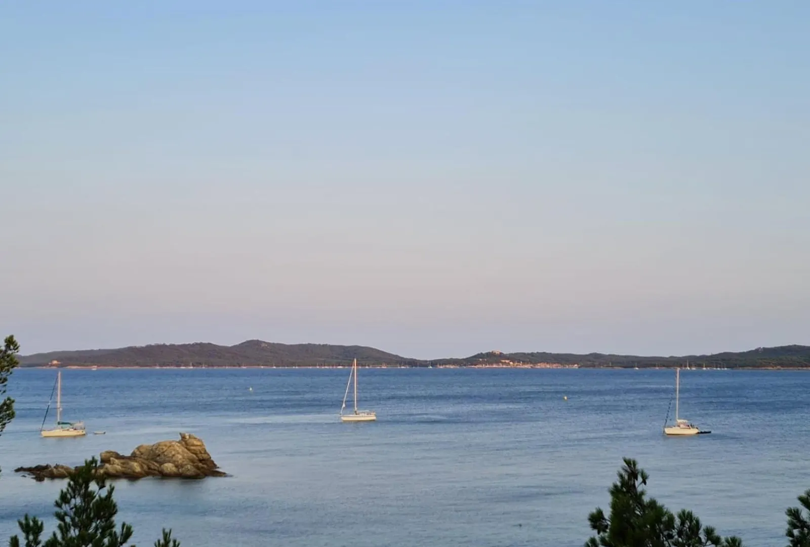 L'Instant Plage - Vue Mer - Bord De Plage - La Capte - Cote D'Azur Hyeres Apartment